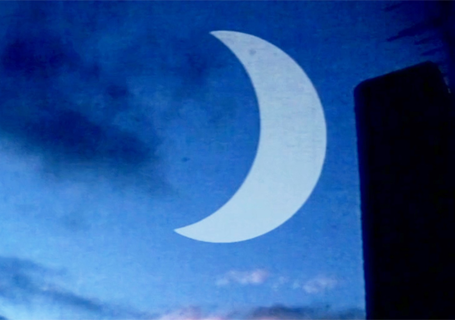 Mond, Orkane, Monstertiefs