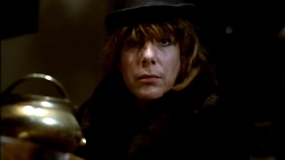 Frau Bärlamm zählt die Tageskasse