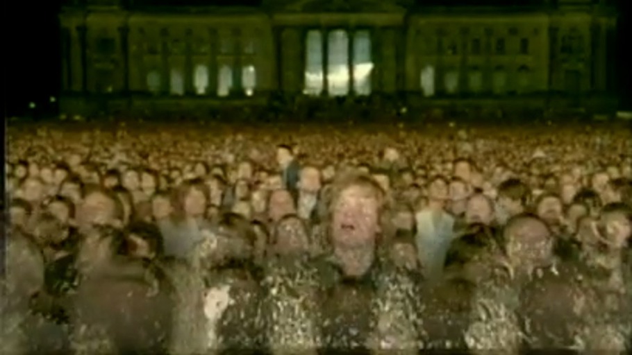 Feuerwerk über dem Reichtstag