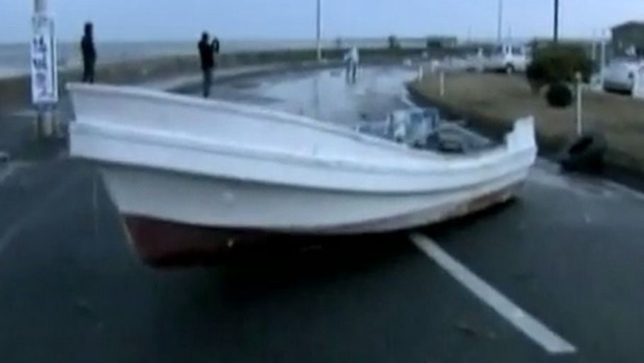 Erdbeben und Todeswelle 