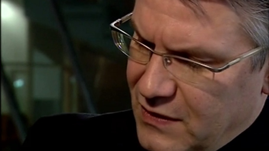 100 Jahre SOS: Brennende Giraffe 