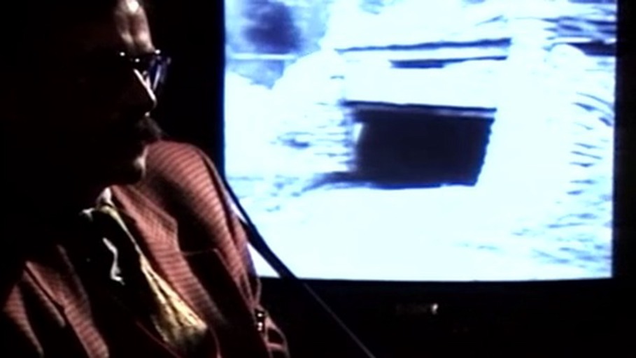 Kurt Kister über den Waffeneinsatz