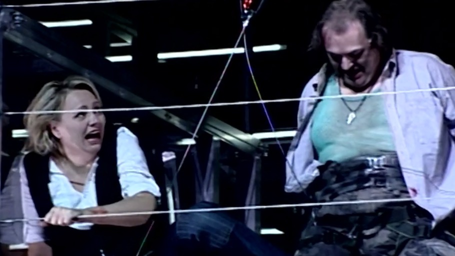 "Wenn die Hoffnung ein Grab hätte, würde sie täglich auferstehen!" 