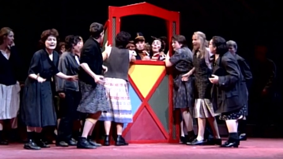 Unter der großen Sonne, von Liebe beladen