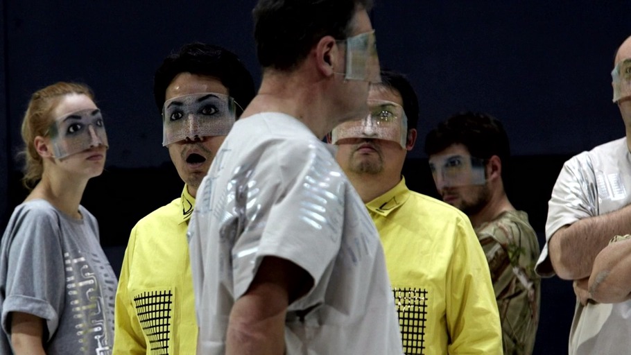 Treue in total verwanzter Welt