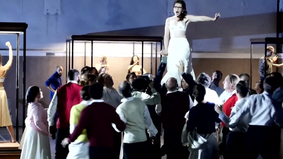 Lernen & Liebe in einem Meer von Krieg