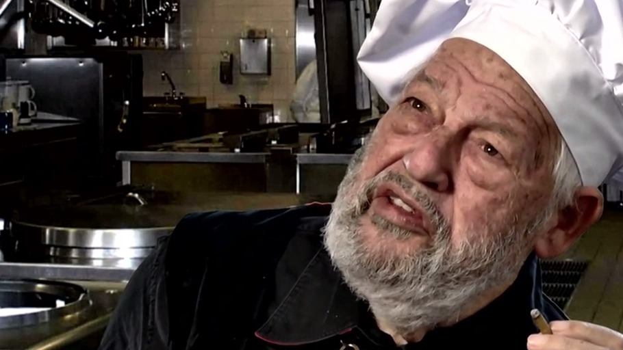 Tiere kochen für Menschen