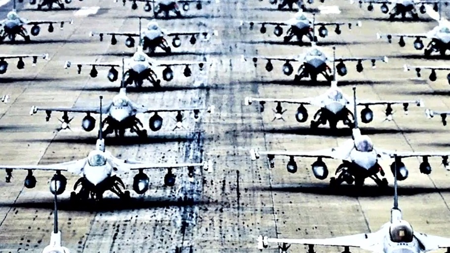 Die Allzeitigkeit des Kriegs