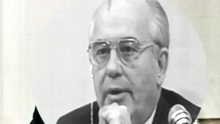 "Der Mann des Jahrzehnts" (Man of decade)