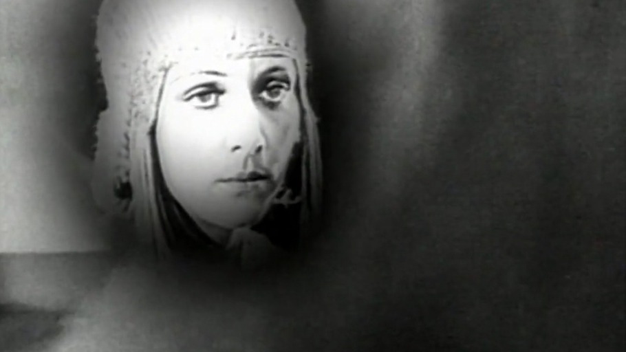 Die Frau auf dem Schlachtfeld